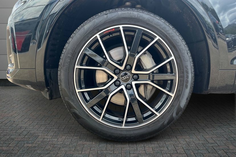 Audi Q5 2.0 Tfsie 50 Black Edition Suv Plug-in Black #5