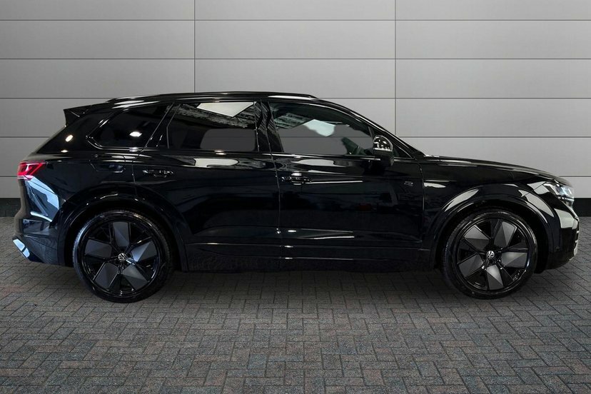 Volkswagen Touareg 3.0 V6 Tdi Final Edition Suv Tiptronic Black #4