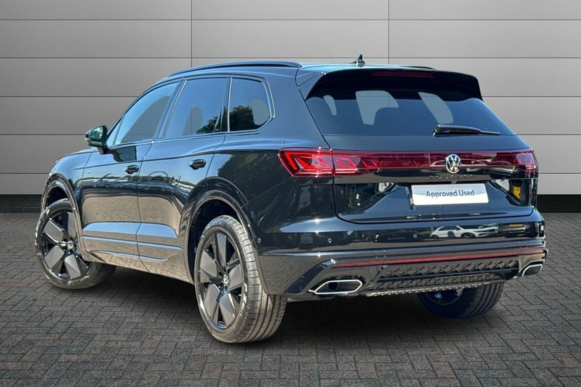 Volkswagen Touareg 3.0 V6 Tdi Final Edition Suv Tiptronic Black #3