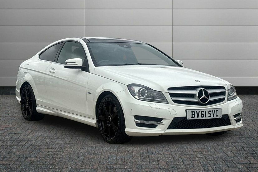 Mercedes-Benz C Class 2.1 C220 Cdi Blueefficiency Amg Sport Coupe Di White