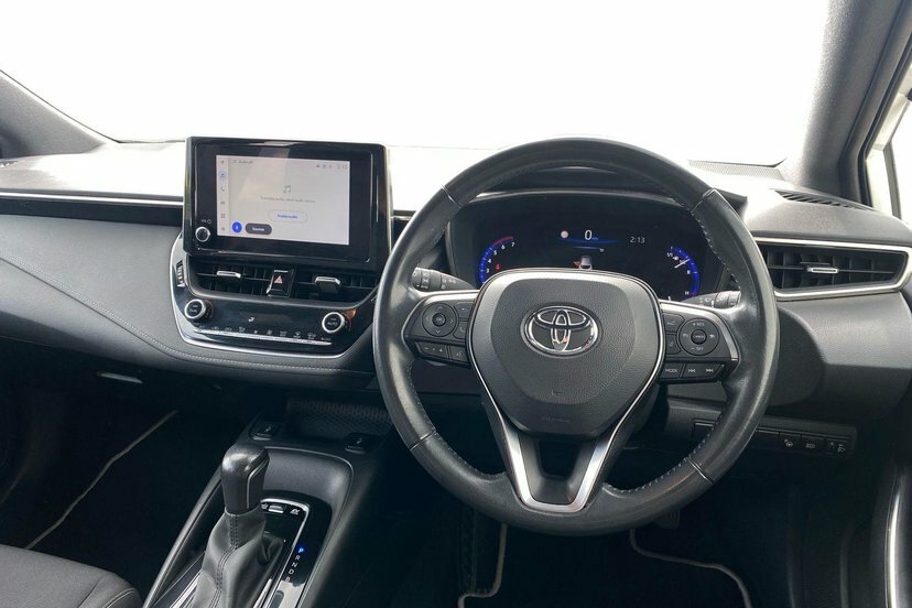 Toyota Corolla 1.8 Vvt-h Gpf Icon Tech Hatchback Hybri White #6