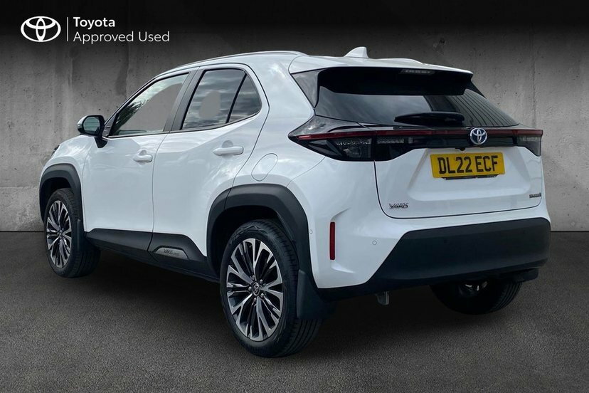 Toyota Yaris Cross 1.5 Vvt-h Excel Suv Hybrid E-cvt 116 P White #4