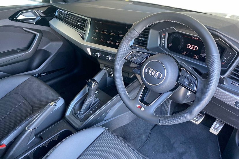 Audi A1 1.0 Tfsi 30 S Line Sportback S Tronic Black #6