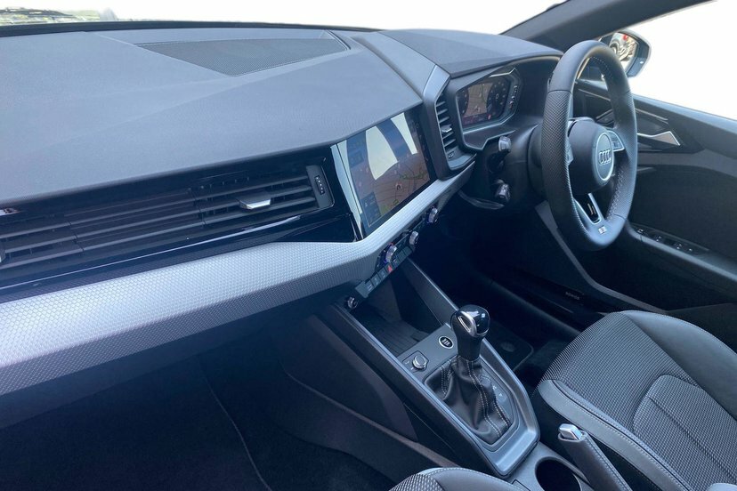 Audi A1 1.0 Tfsi 30 S Line Sportback S Tronic EF26LHO Black #2