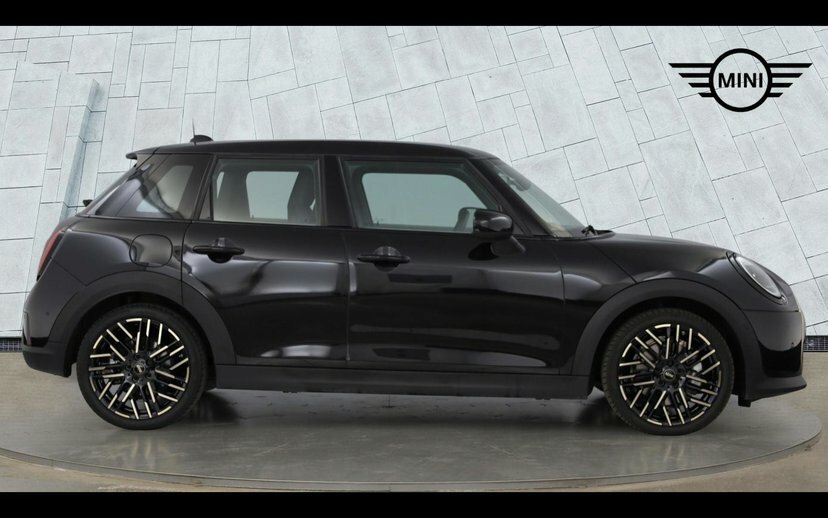 Mini Hatch Cooper C YL75GKG Black #3