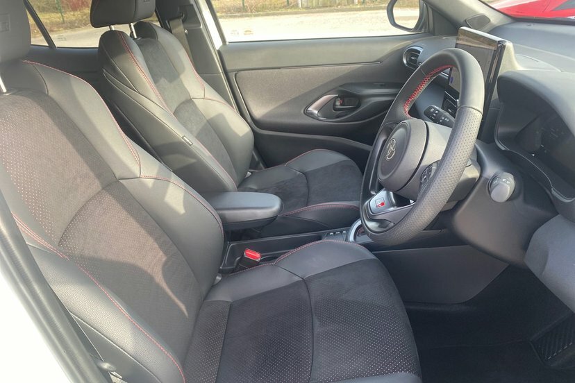 Toyota Yaris Cross 1.5 Vvt-h Gr Sport Suv Hybrid E-cvt 13 Black #20