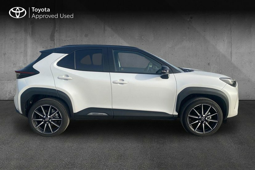 Toyota Yaris Cross 1.5 Vvt-h Gr Sport Suv Hybrid E-cvt 13 Black #16