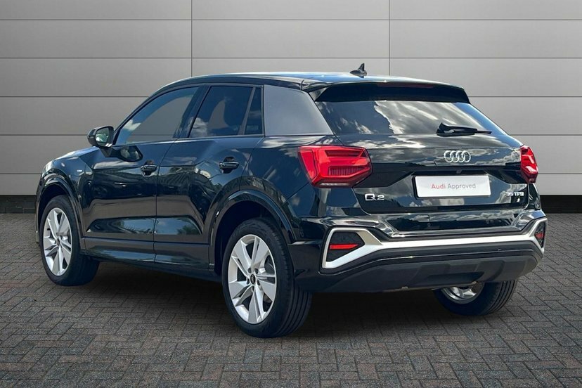 Audi Q2 1.5 Tfsi Cod 35 S Line Suv S Tronic 15 LM26ULB Black #3