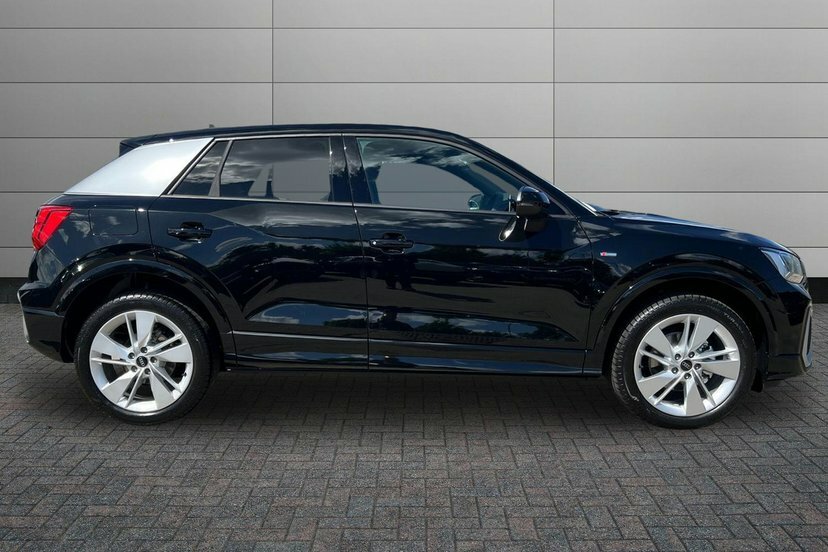 Audi Q2 1.5 Tfsi Cod 35 S Line Suv S Tronic 15 LM26YZY Black #4