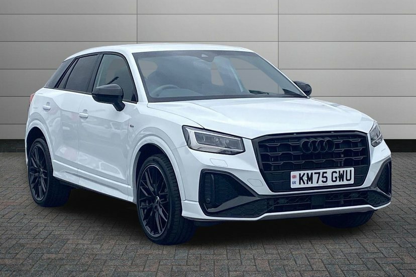 Audi Q2 1.5 Tfsi Cod 35 Black Edition Suv S Tro White