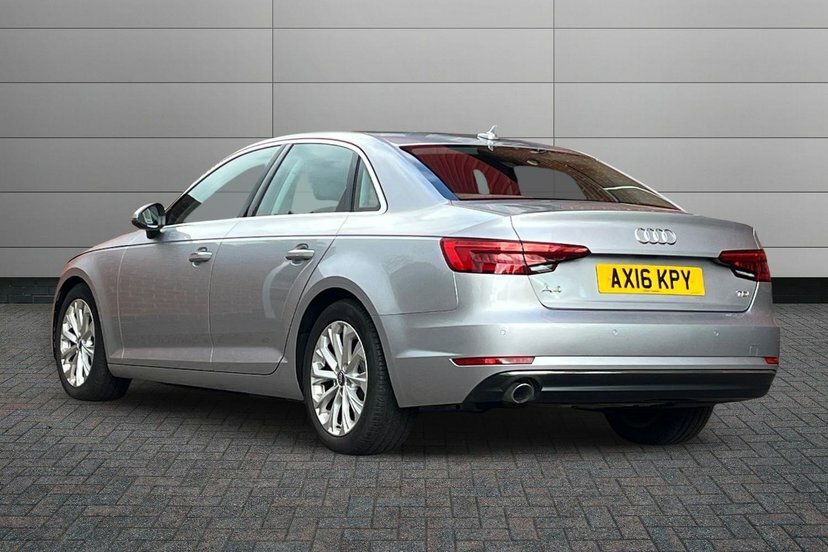 Audi A4 2.0 Tdi Ultra Se Saloon S Tronic 150 P Silver #3