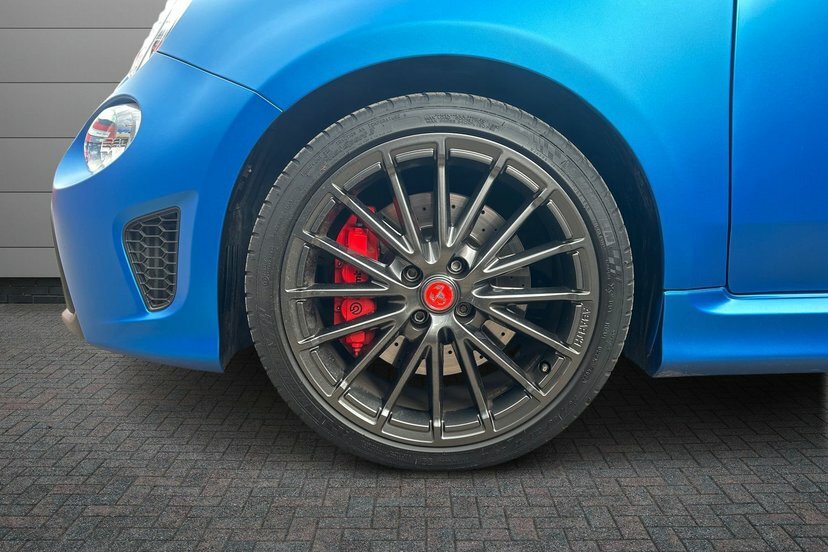 Abarth 695 1.4 T-jet Competizione Hatchback Blue #5