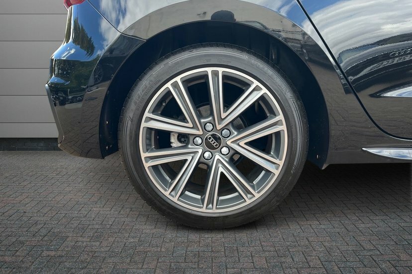 Audi A1 1.0 Tfsi 30 S Line Sportback S Tronic LN74OVX Black #5