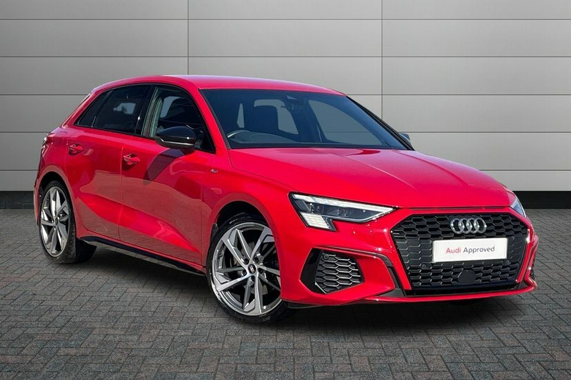 Audi A3 1.5 Tfsi 35 Edition 1 Sportback S Troni Red