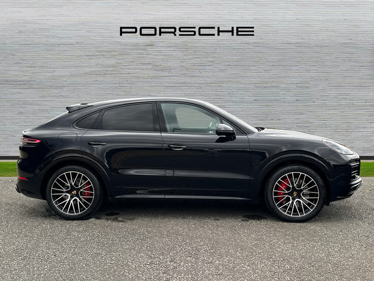 Porsche Cayenne 4.0T V8 Gts Coupe Tiptronics 4Wd 460 P Black #3