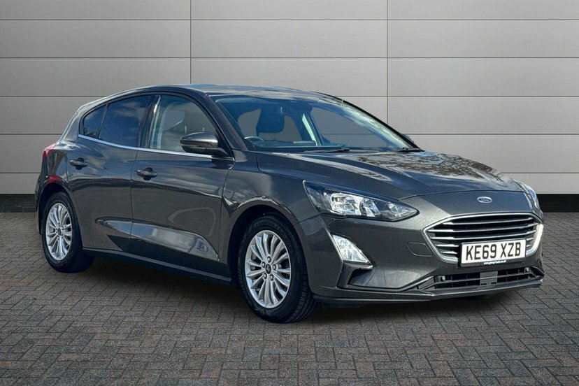 Ford Focus 1.0T Ecoboost Titanium Hatchback Grey