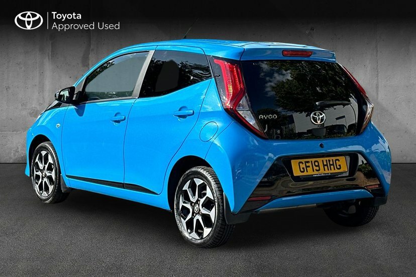 Toyota Aygo 1.0 Vvt-i X-trend Hatchback 71 #3