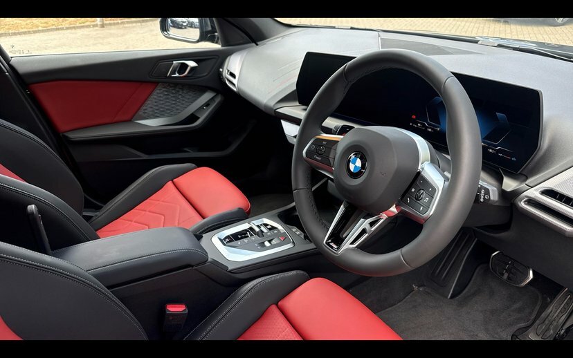BMW 1 Series 123 Xdrive M Sport Black #6