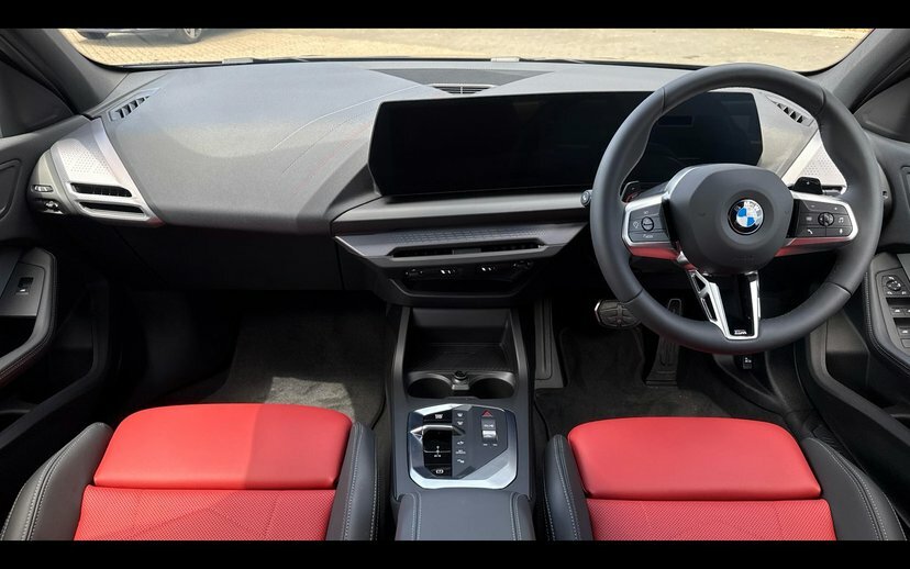 BMW 1 Series 123 Xdrive M Sport Black #4