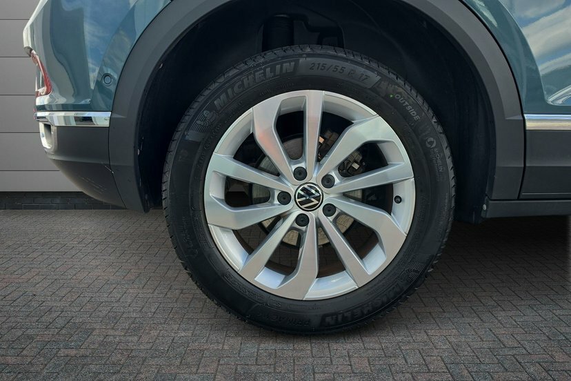 Volkswagen T-Roc 1.5 Tsi Style Suv Dsg 150 Ps Blue #5