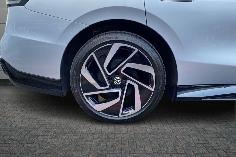 Volkswagen ID.7 Pro S 86Kwh Match Plus Tourer 2 Silver #5