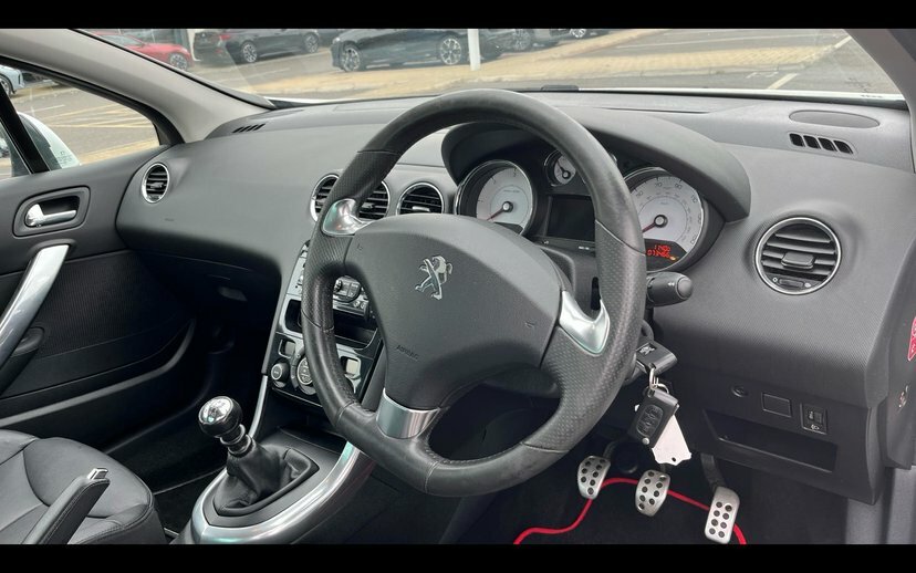 Peugeot 308 CC 2.0 Hdi Allure Convertible Euro White #6