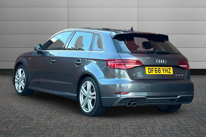 Audi A3 1.5 Tfsi Cod 35 S Line Sportback DF68YHZ Grey #3