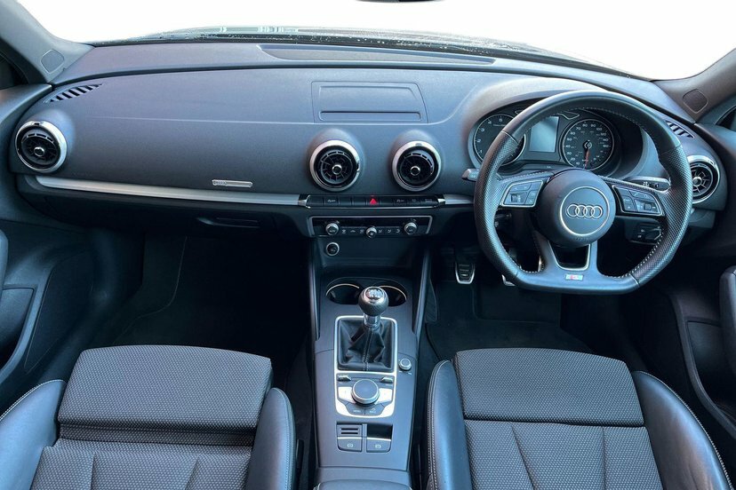 Audi A3 1.5 Tfsi Cod 35 S Line Sportback DF68YHZ Grey #6