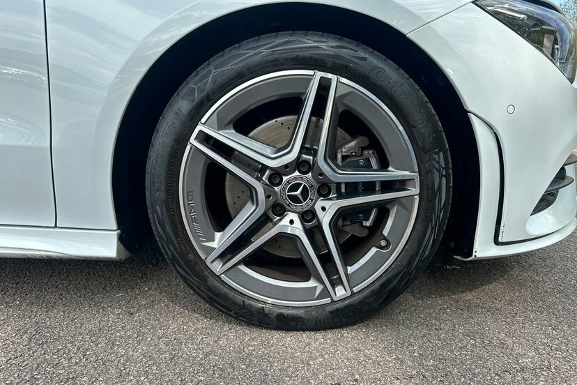 Mercedes-Benz CLA Class Cla200 Amg Line Premium Plus OY22UZJ White #4