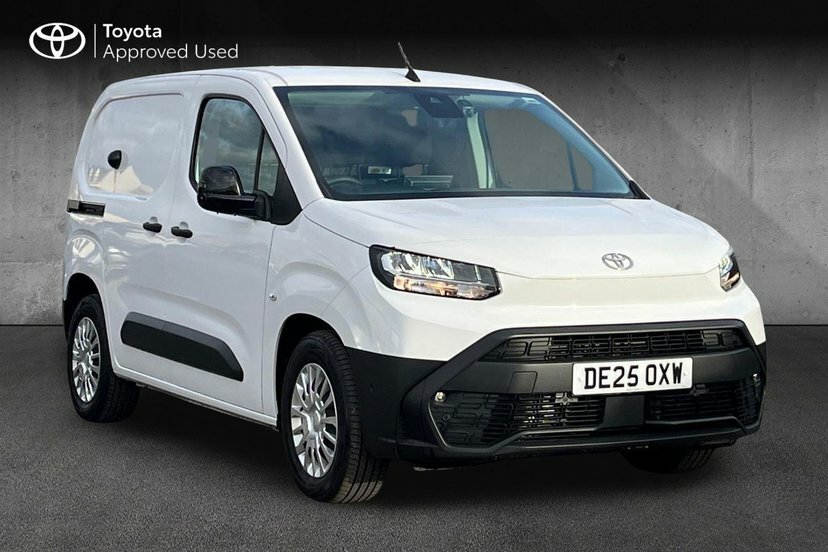 Toyota Proace City 50Kwh Icon Short Panel Van 6Dr Swb White