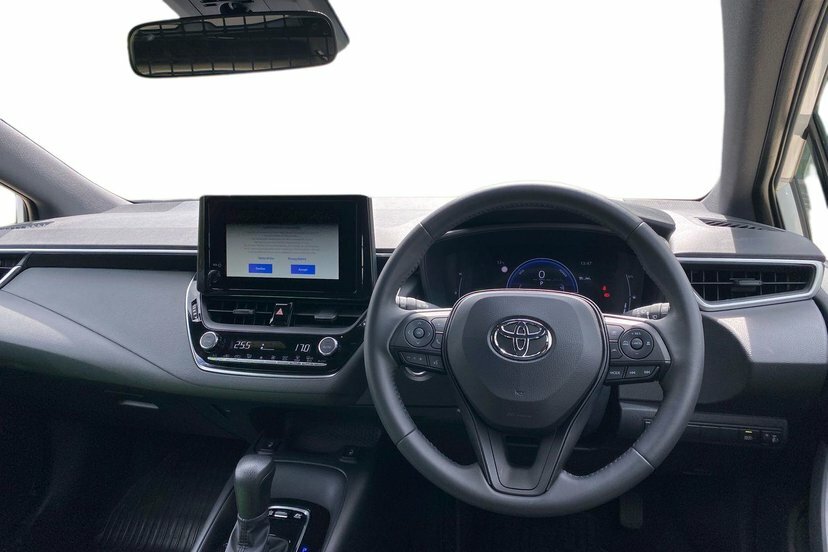 Toyota Corolla 1.8 Vvt-h Car Derived Van Hybrid Cvt 1 RO26VRT White #6