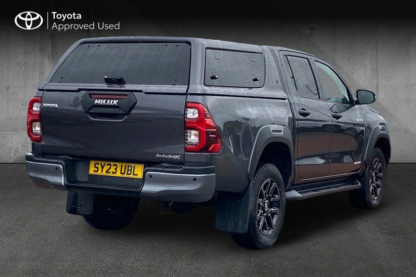 Toyota HILUX 2.8 D-4d Invincible X Pickup Double Cab SY23UBL Grey #2