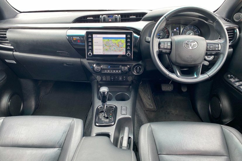 Toyota HILUX 2.8 D-4d Invincible X Pickup Double Cab SY23UBL Grey #5