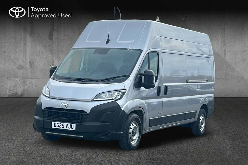 Toyota PROACE 2.2 Bluehdi 35 Icon Long Panel Van Silver #3