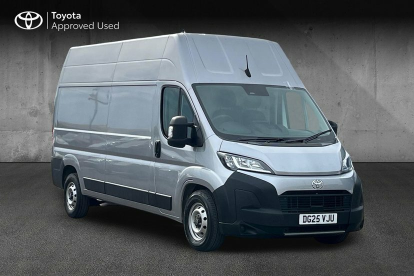 Toyota PROACE 2.2 Bluehdi 35 Icon Long Panel Van Silver