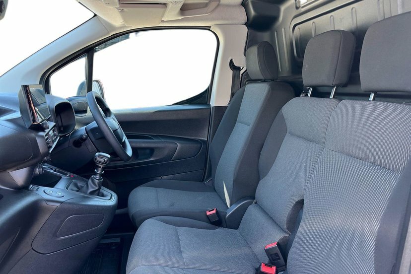 Toyota Proace City 1.5 Bluehdi Active Short Panel Van 6Dr Manu White #2