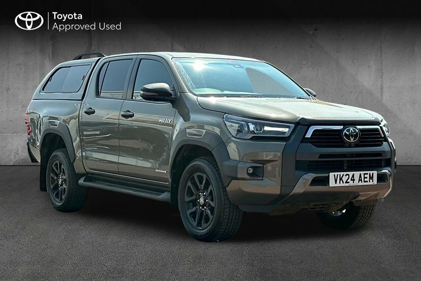 Toyota HILUX 2.8 D-4d Invincible X Pickup Double Cab Brown