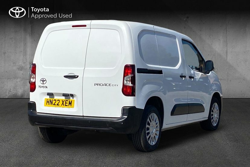 Toyota Proace City 1.5 Bluehdi Icon Short Panel Van White #2