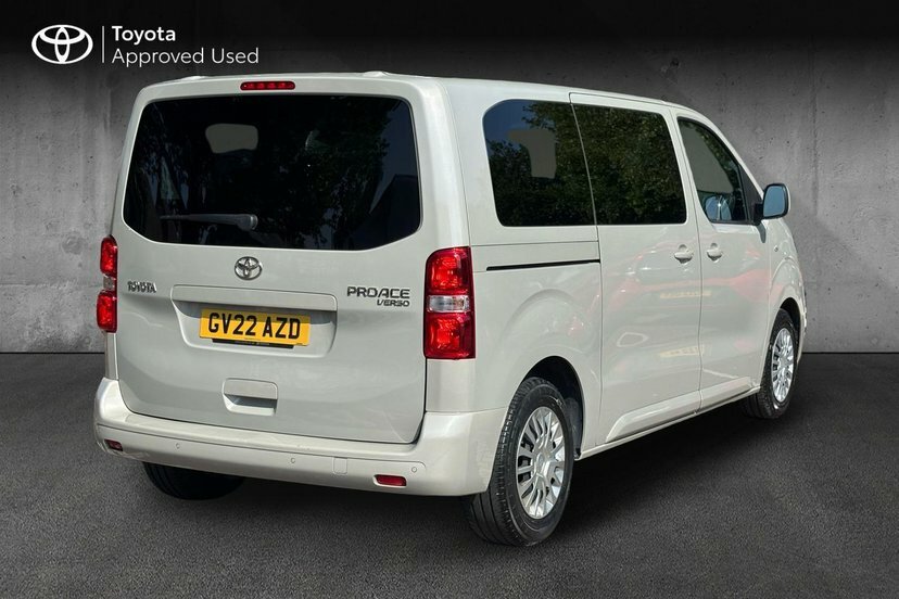 Toyota Proace Verso 2.0D Shuttle Medium Mpv Mwb 9 Seat #2