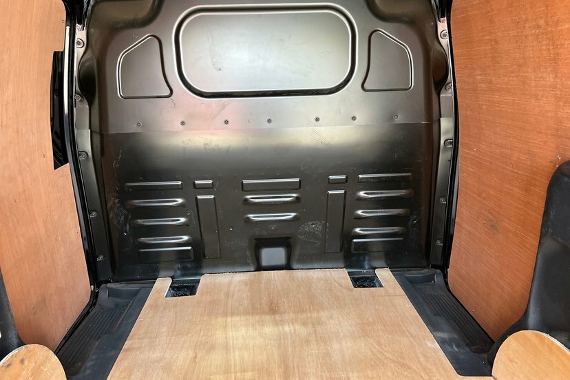 Ford Transit Courier 1.0 Ecoboost Leader Panel Van Sw Black #2