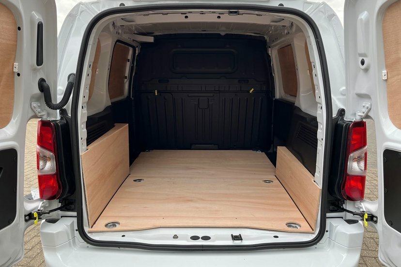 Citroen e-Berlingo Berlingo 800 100Kw 50Kwh Enterprise Edition White #9