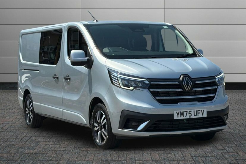 Renault Trafic 2.0 Dci Blue Ll30 Extra Sport Crew Van Double Cab Grey