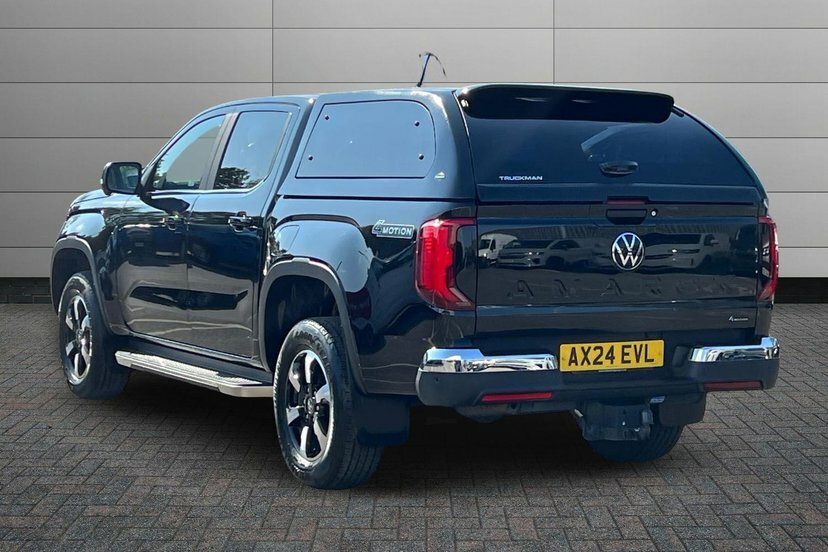 Volkswagen Amarok Dcab Pick Up Style 2.0 Tdi 205 4Motion Black #3