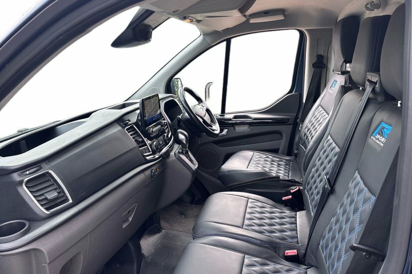 Ford Transit Custom 2.0 300 Ecoblue Limited Panel Van YT69UCO Blue #4