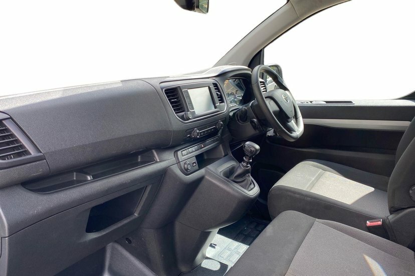 Toyota PROACE 2.0D 180 Design Crew Van Tss 8 Speed #10