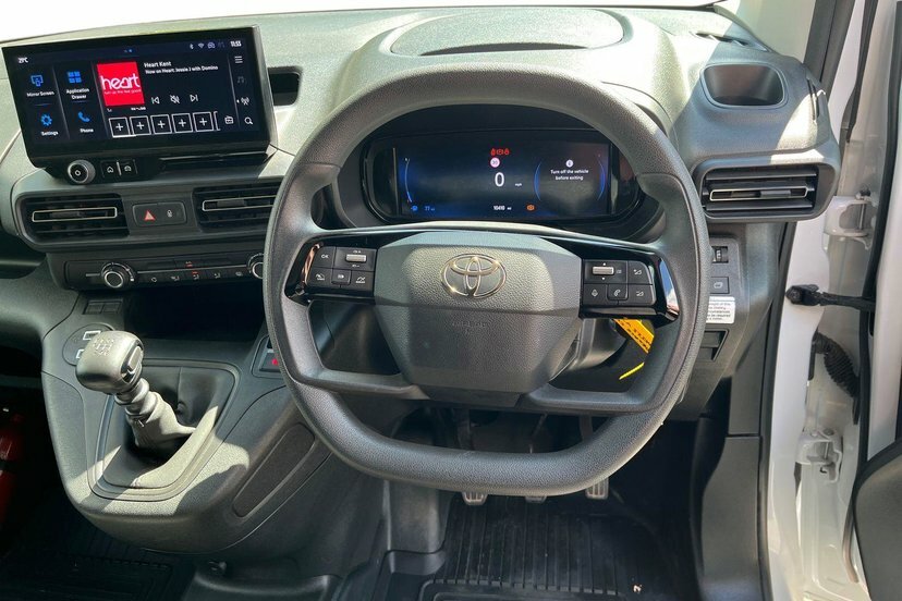 Toyota Proace City Mpv Black #8