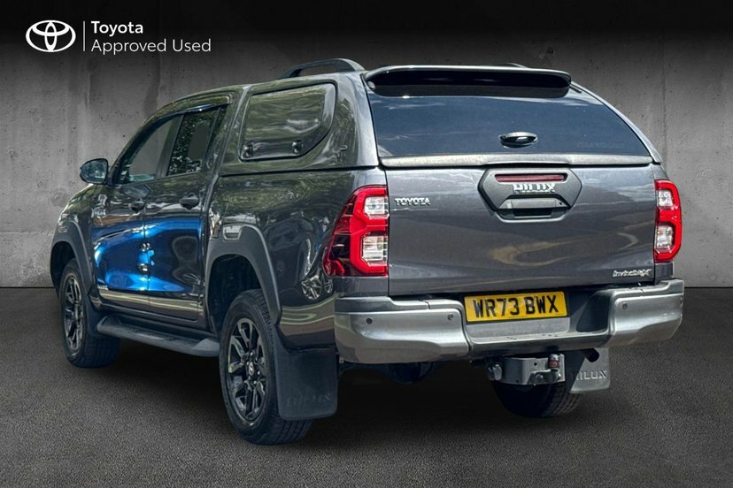 Toyota HILUX 2.8 D-4d Invincible X 4Wd  #4