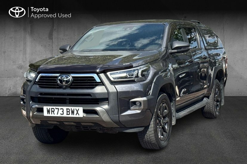 Toyota HILUX 2.8 D-4d Invincible X 4Wd  #3