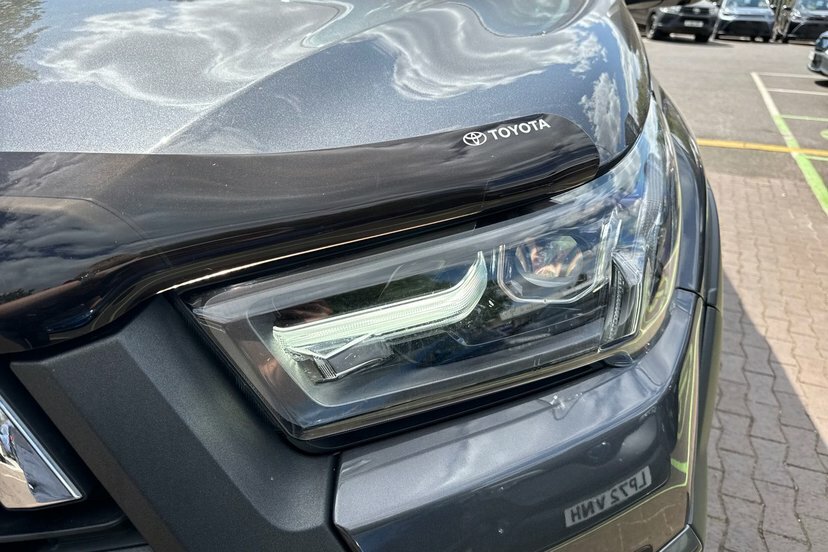 Toyota HILUX 2.8 D-4d Invincible X Double Cab Pickup 4Wd E Black #25
