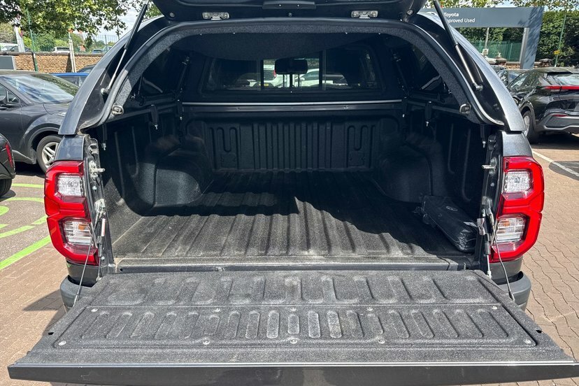 Toyota HILUX 2.8 D-4d Invincible X Double Cab Pickup 4Wd E Black #14
